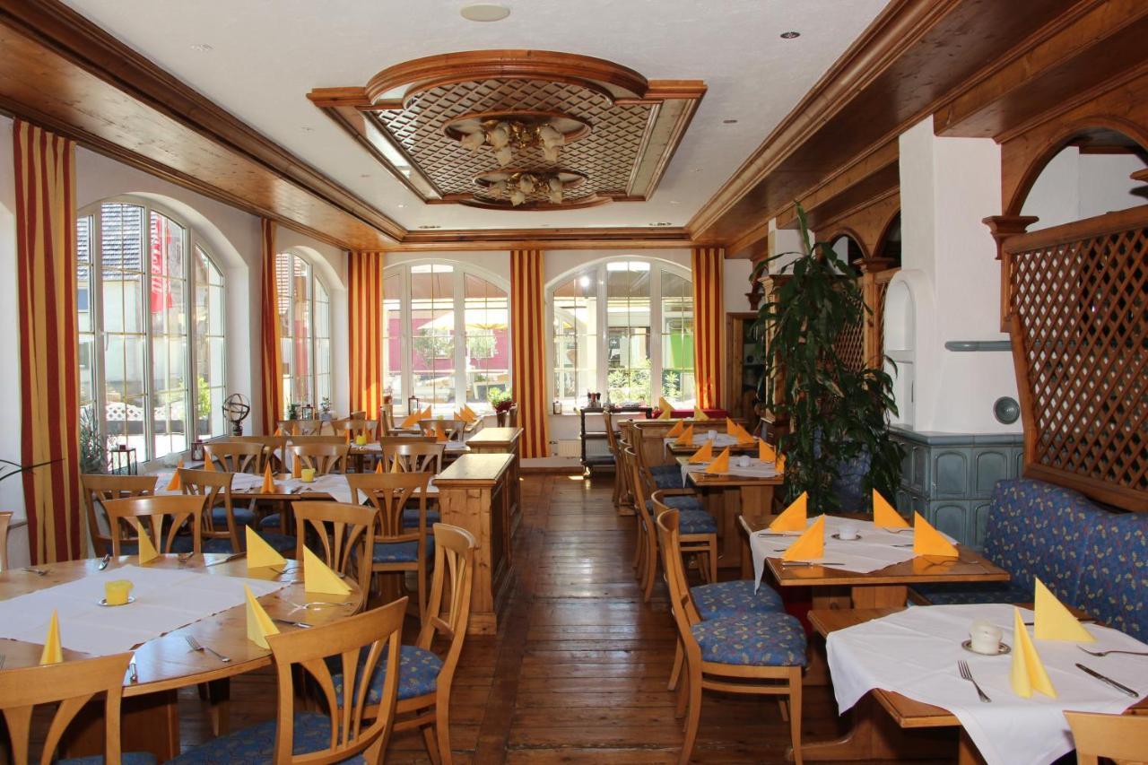 Landgasthof Hotel Lamm Laichingen エクステリア 写真