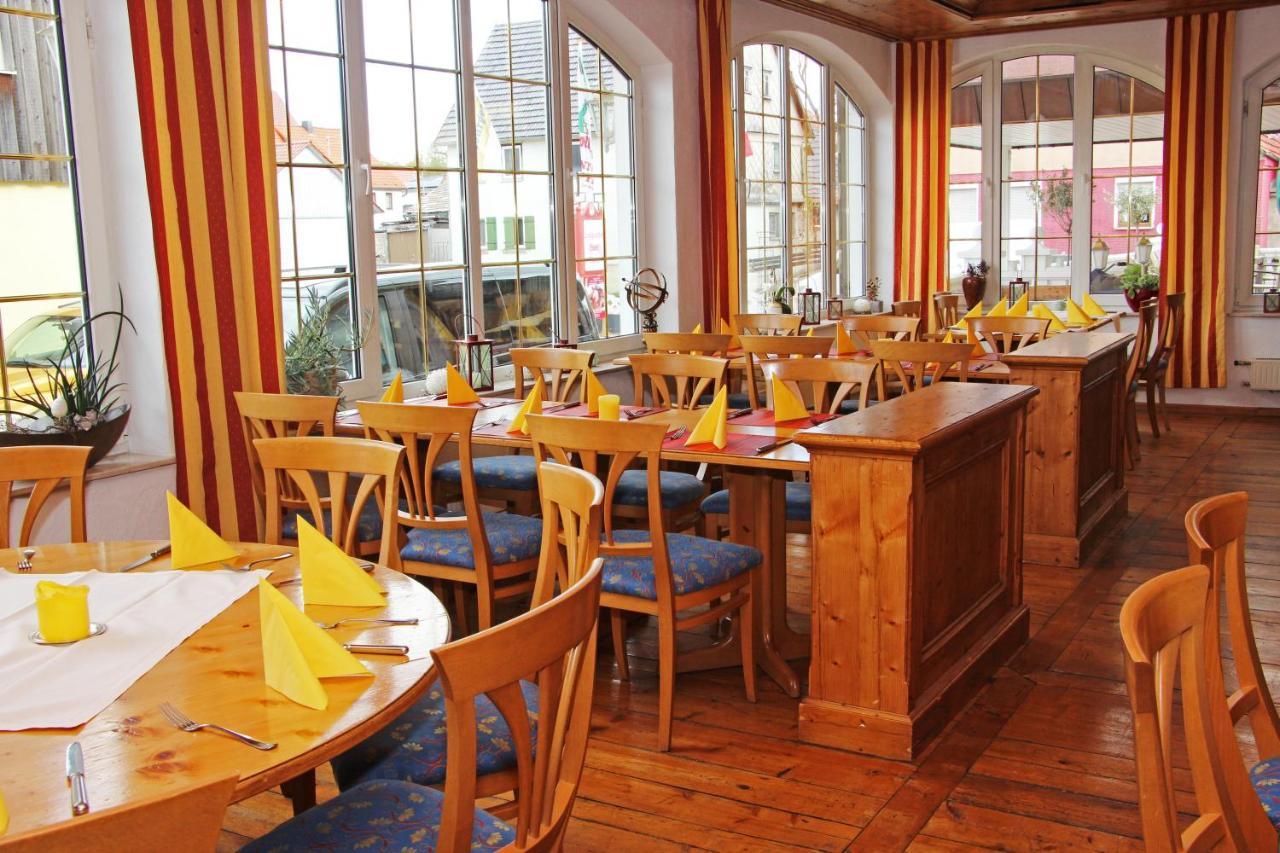 Landgasthof Hotel Lamm Laichingen エクステリア 写真